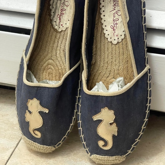 Lilly Pulitzer Lia Espadrille In True Navy with Seahorse print size 10 - Picture 7 of 7